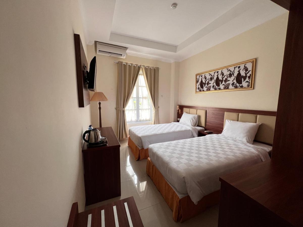 Le Semar Hotel Karawaci Dahung Dış mekan fotoğraf