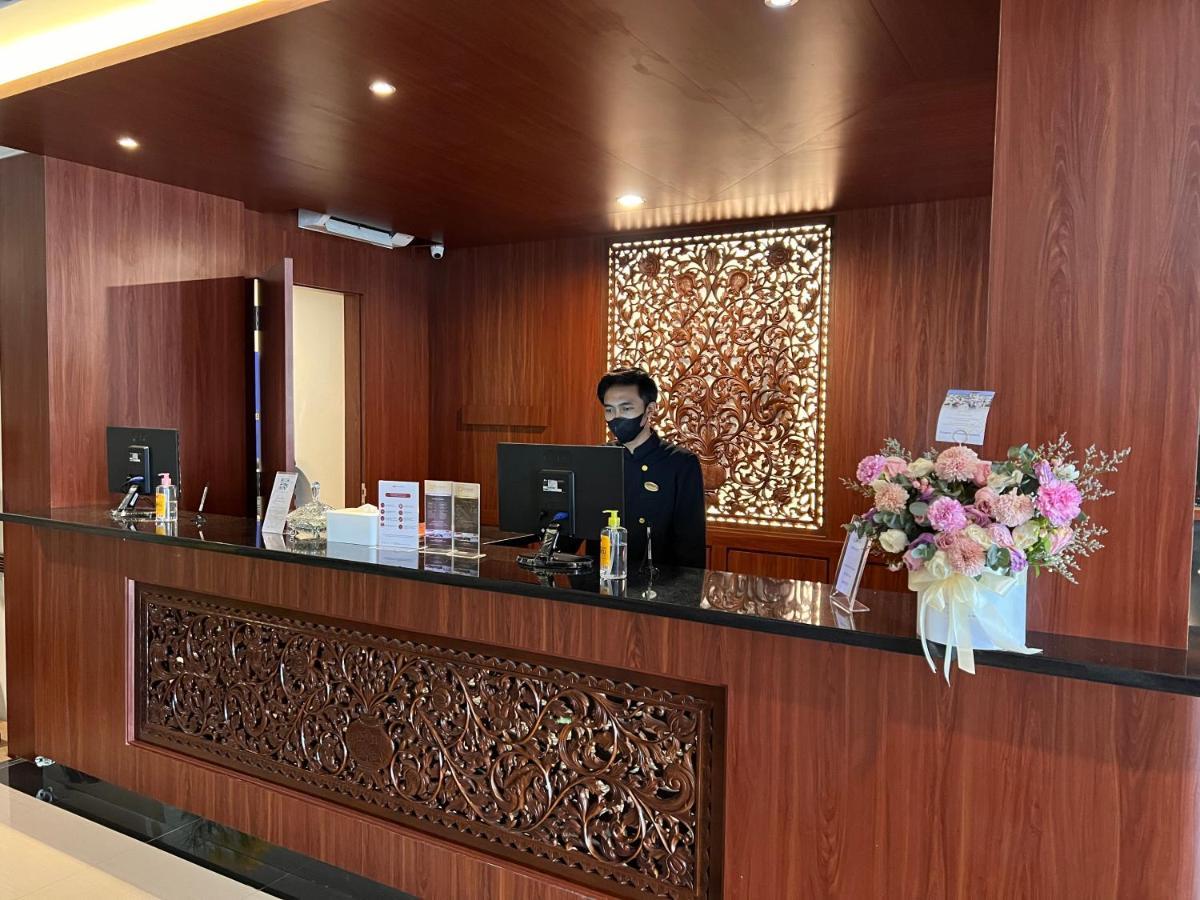 Le Semar Hotel Karawaci Dahung Dış mekan fotoğraf